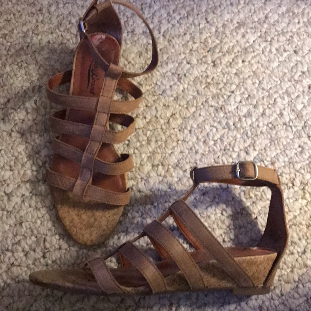 Lucky sandals